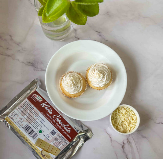 Vanilla Cupcake With White Chocolate Ganache
