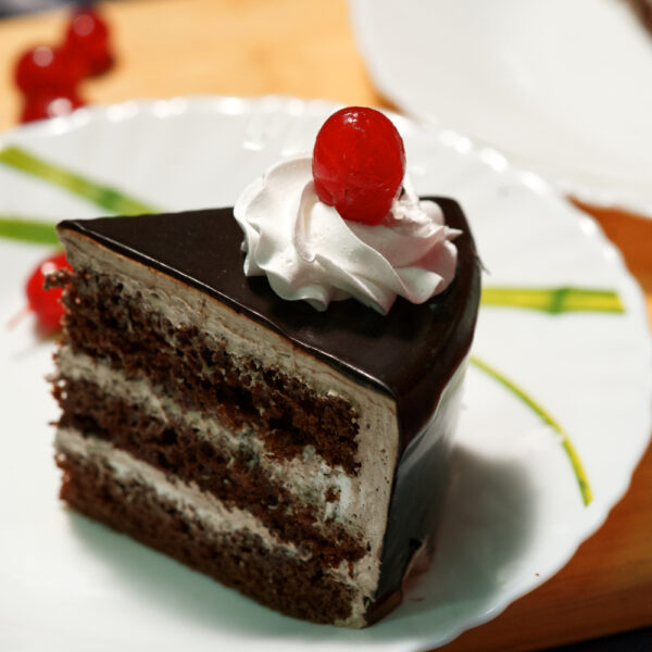 ASK_Foods_Baking_Decorative_Cherry_Lifestyle_Closeup_Cake