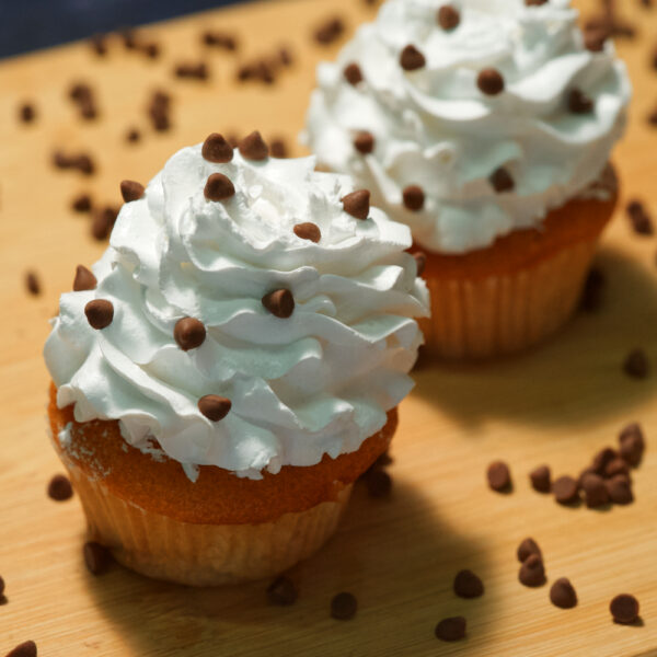 ASK_Foods_Baking_Decorative_Milk_Chocolate_Chips_Lifestyle_Closeup_Cupcake